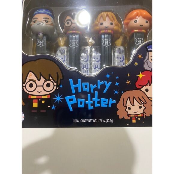 PEZ Harry Potter Limited Edition Candy Gift Tin 4 Dispensers & Mystery PEZ Can - Picture 4 of 7
